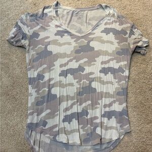 American Eagle V-Neck Camouflage Tee